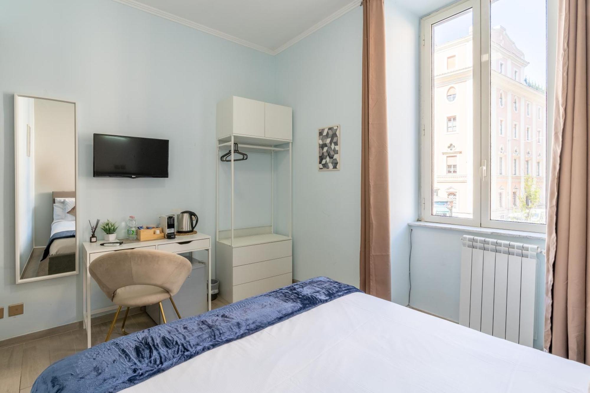 Bed & Breakfast Leoni Di Giada - Close To Station Rome